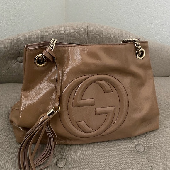 Gucci Handbags - Gucci Soho bag